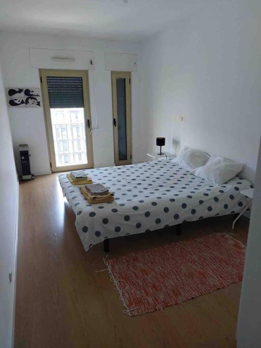 Modern And Spacious Apartment In Lisboa Eksteriør bilde